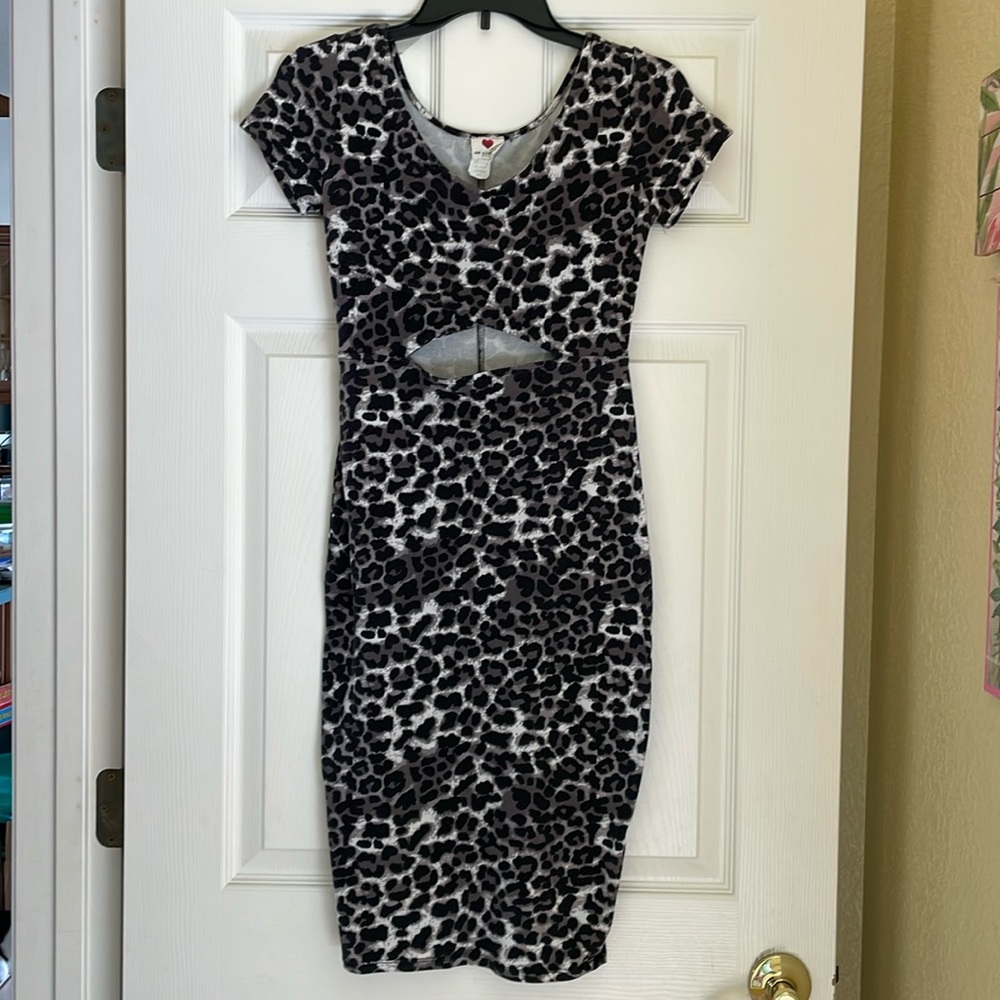 one clothing snow leopard print peek-a-boo dress